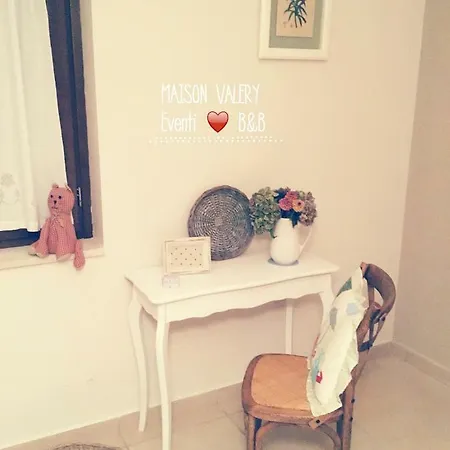 ベッド・アンド・ブレックファスト Maison Valery *